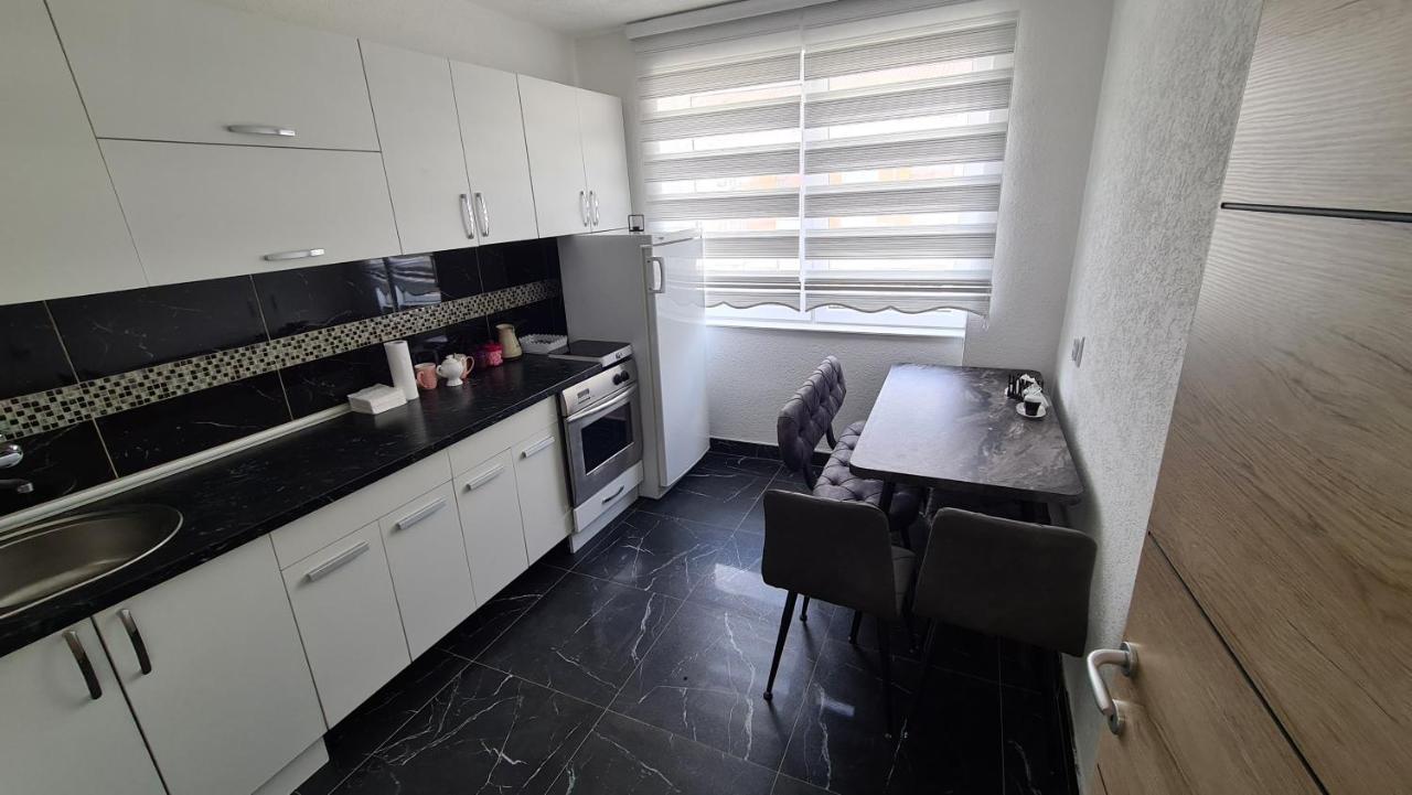 Galata Vip Apartment Novi Pazar Esterno foto